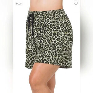 NWT Zenana plus size leopard print drawstring lounge shorts sizes 1x And 2x